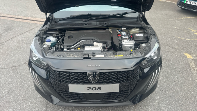 Peugeot 208 1.2 Hybrid 110 Allure 5dr e-DSC6 Petrol Hatchback - Image 8